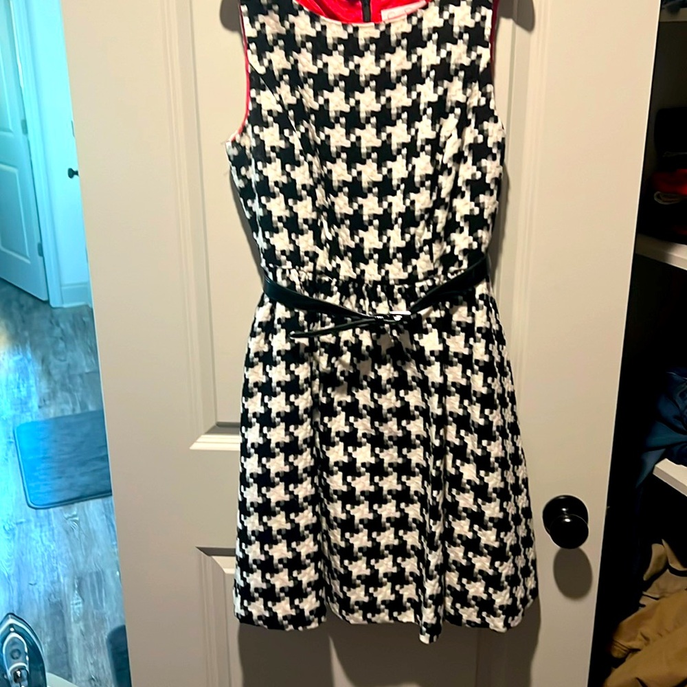 Women’s houndstooth mini dress